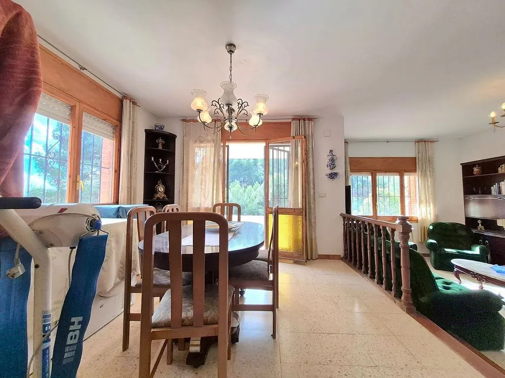 Söögituba - Chalet with Pool and Terrace in Cervelló