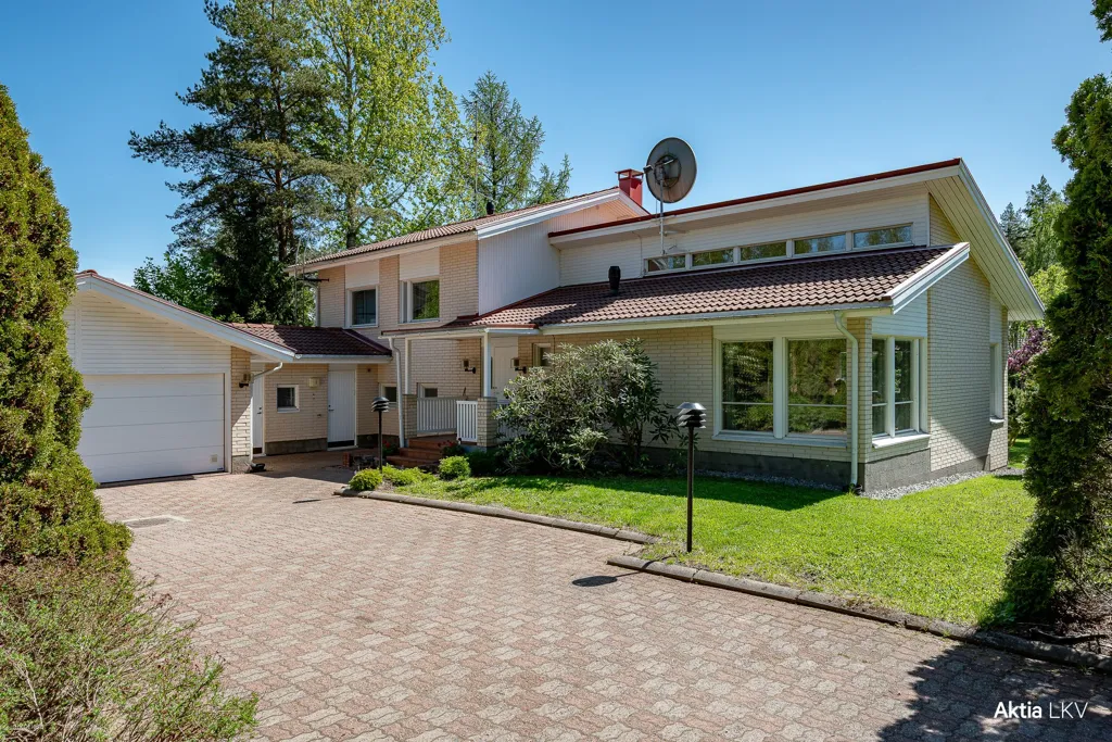 Esterno - Detached House with Pool in Ravals, Kirkkonummi