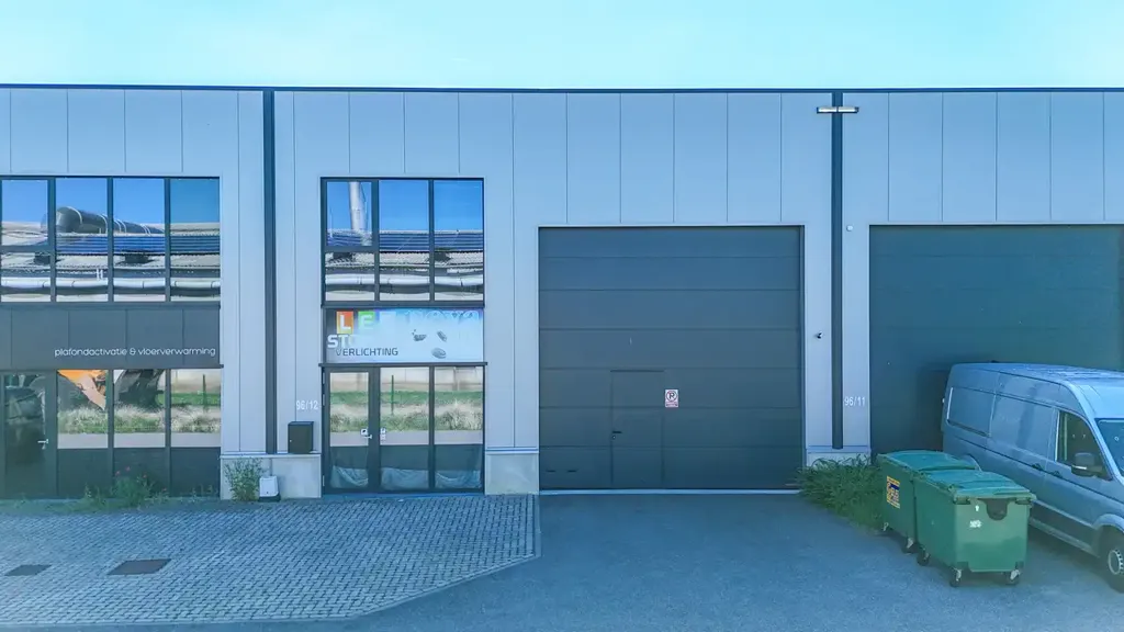 Extérieur - Unité commerciale moderne avec bureaux à Heusden-Zolder