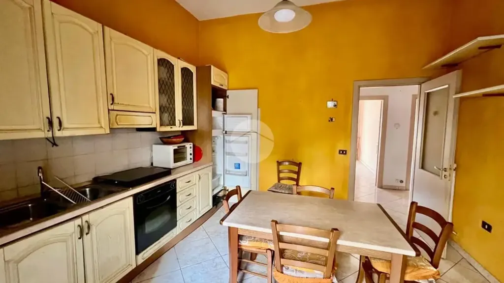 Cuisine - Apartment with Balconies in Cosenza Centre
