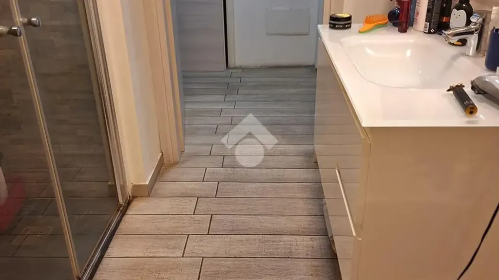 Salles de bain - Modern Apartment with Terrace in Bagnacavallo