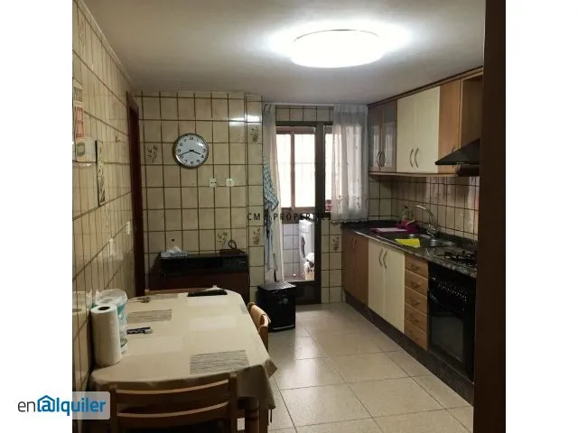 Kitchen - Furnished Flat with Ascender in Algirós