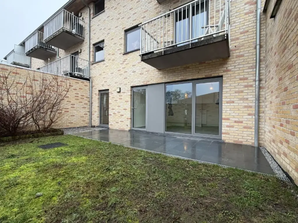 Garden - Ground Floor Apartment with Terrace in Veurne Centre