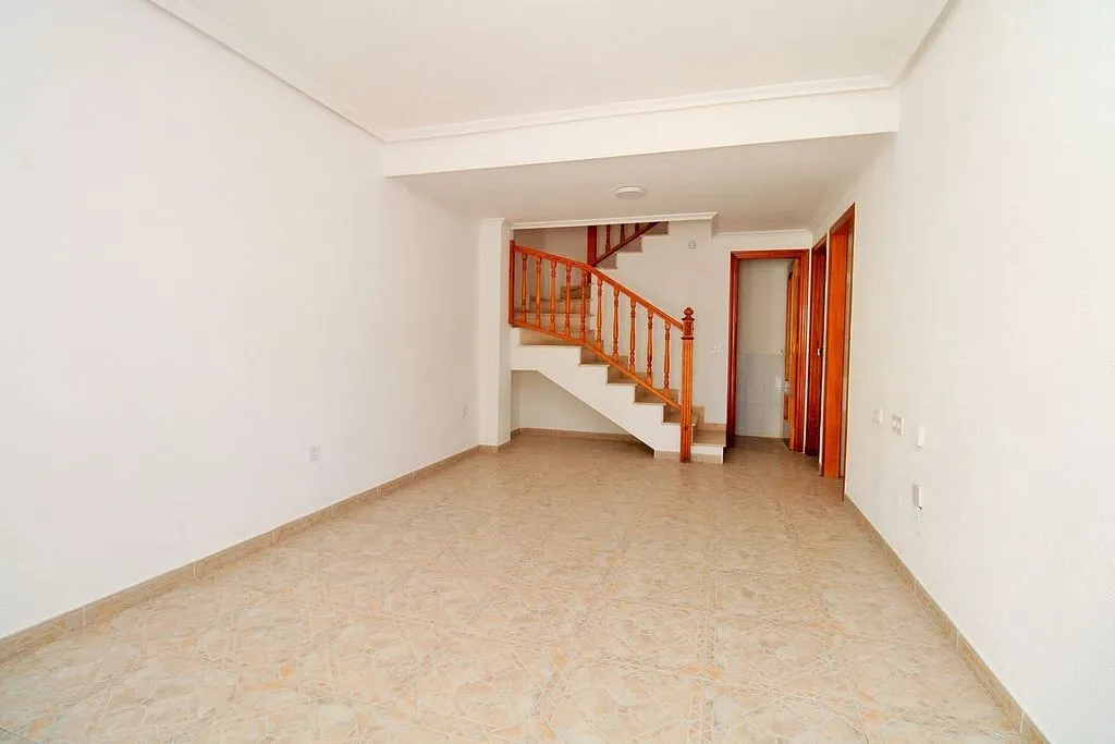 Esik - Terraced House with Pool in Perla del Mar II