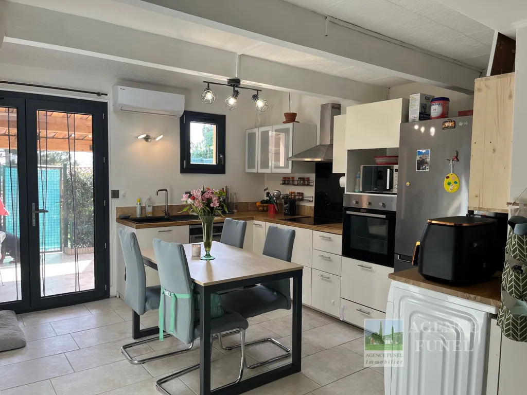 Cuisine - Maison jumelée avec piscine à St Vallier de Thiey