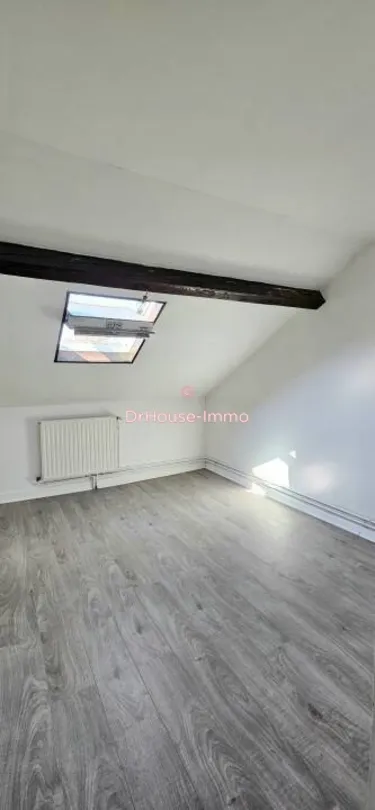 Pièces - Maison Charmante avec Cour à Troyes