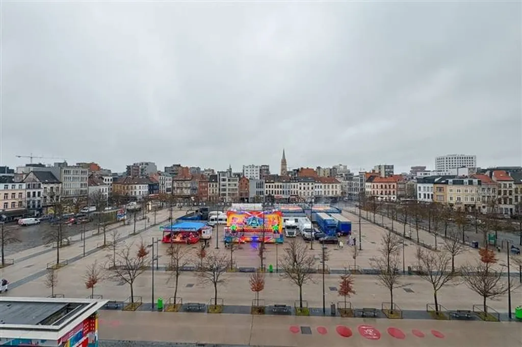 Appartement Moderne avec Terrasse à Anvers