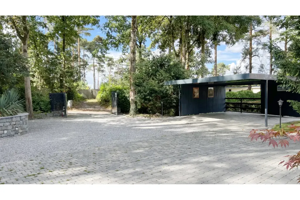 Extérieur - Villa 4 façades avec piscine à Bierges