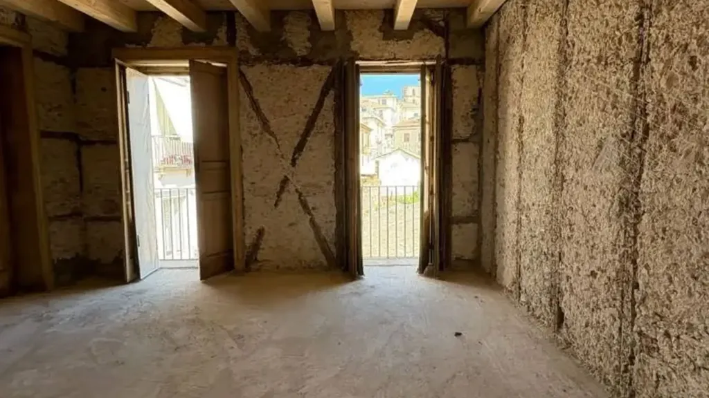 other_room