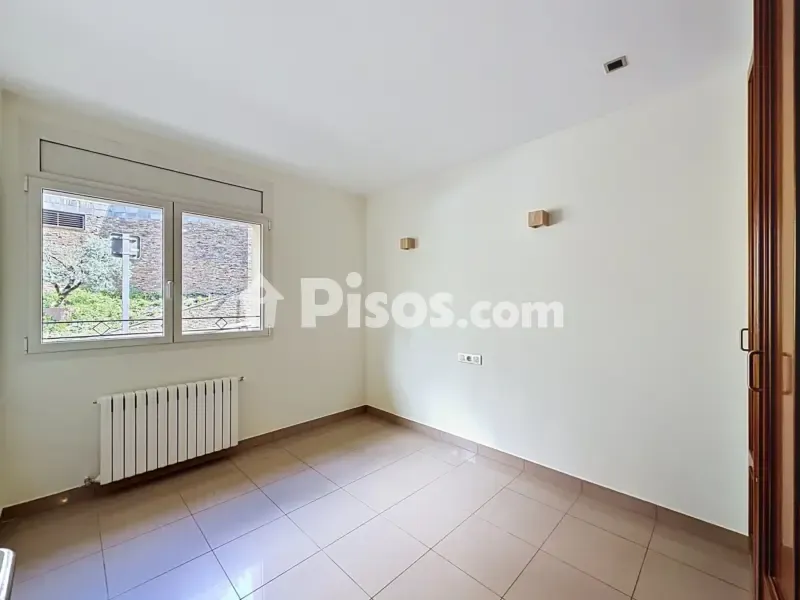 Pièces - Apartment with Parking and Storage in Escaldes-Engordany