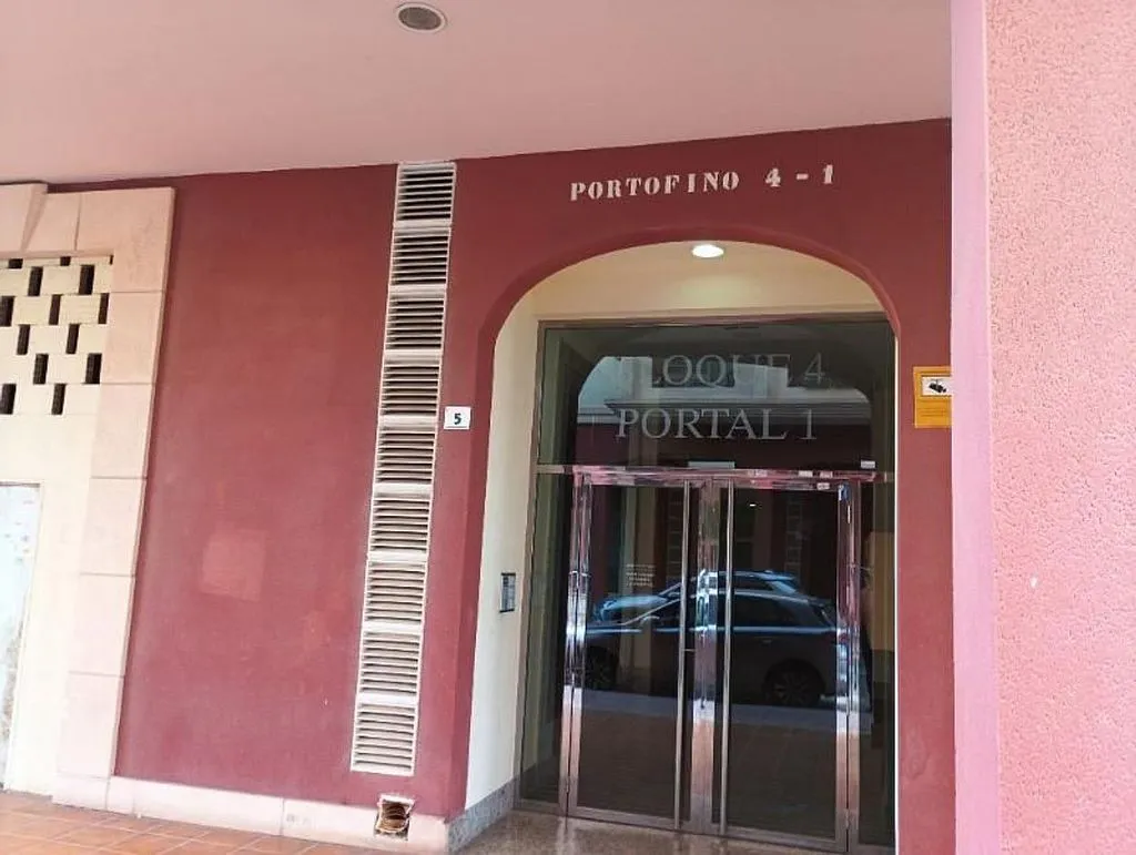 Esik - Apartment with Balcony and Terrace in Almerimar