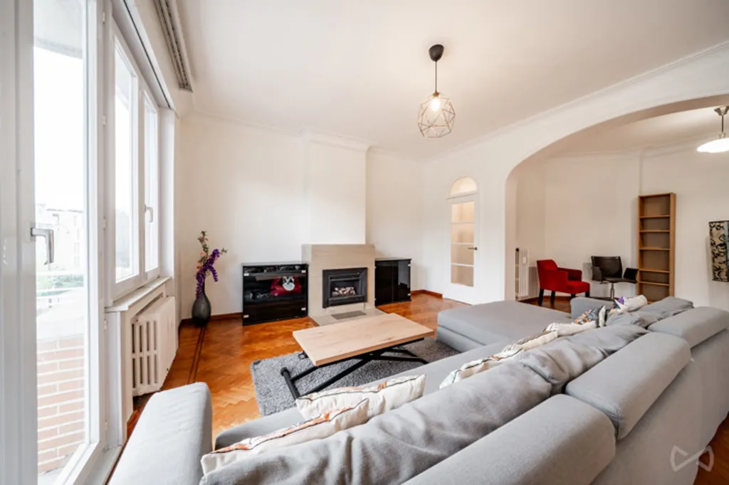 Elutuba - 2 magamistoaga korter asukohas Ixelles