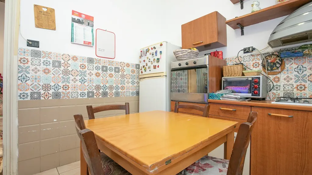 Söögituba - Central Apartment with Balcony in Genoa