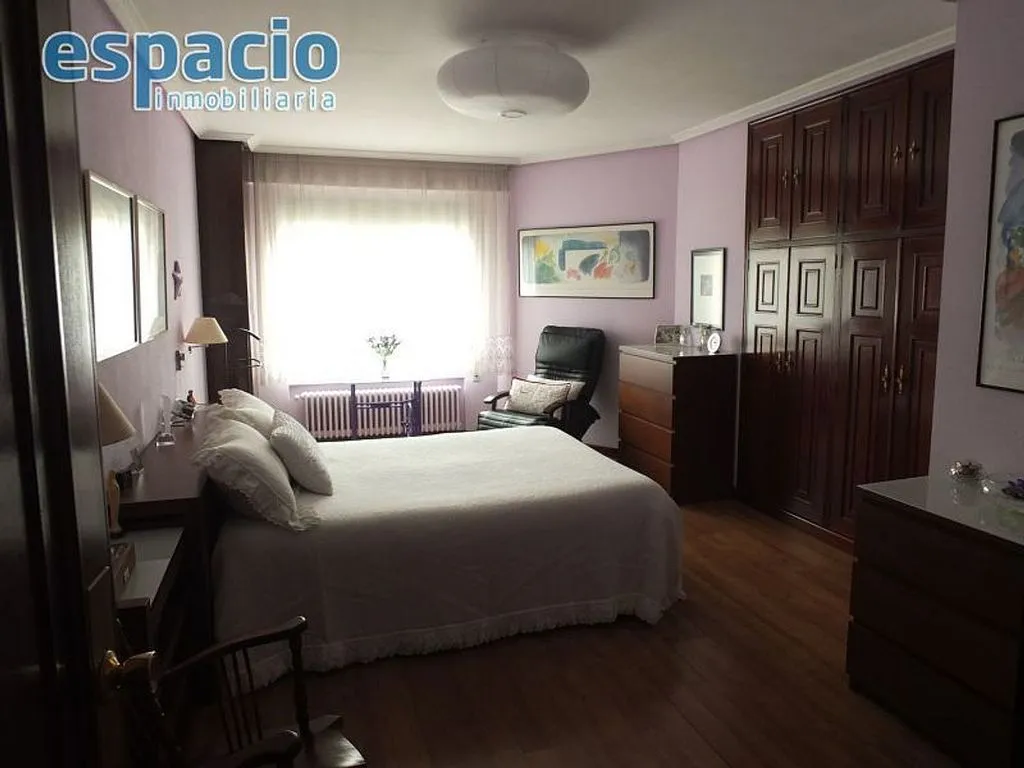 Chambres - Apartment with South-West View in Ponferrada