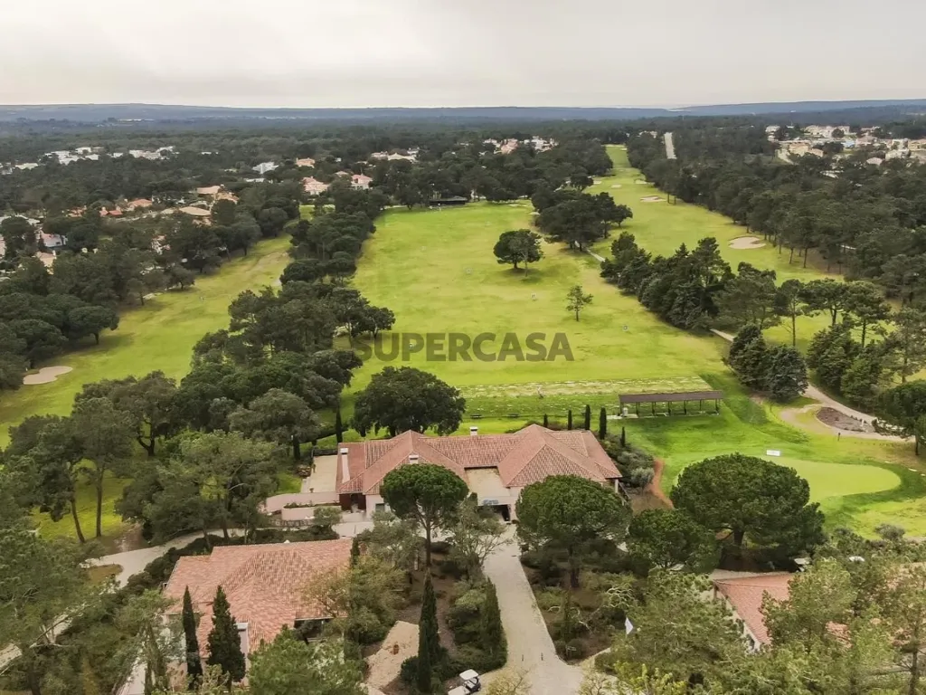 Õhuvaade - Contemporary Villa with Golf View in Sesimbra