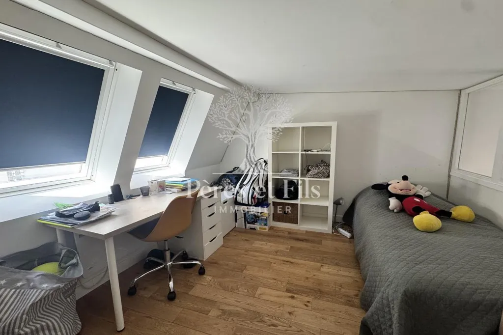 Chambres - Duplex Lumineux avec Balcons au Quartier des 3 Rues
