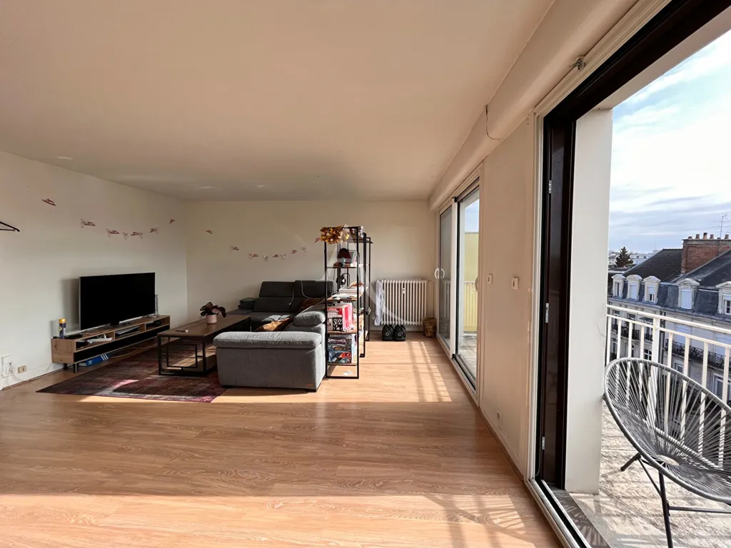 Soggiorno - Type 2 Flat with Cathedral View in Reims