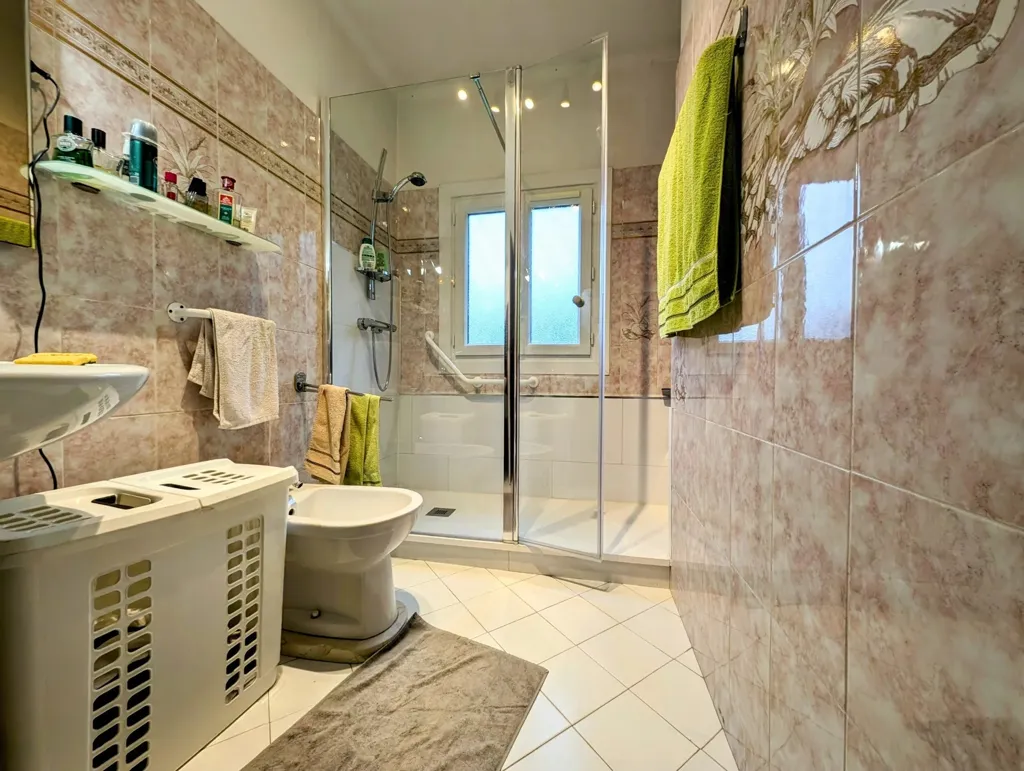 Salles de bain - Villa T3 avec Vue Mer à Saint André de la Roche