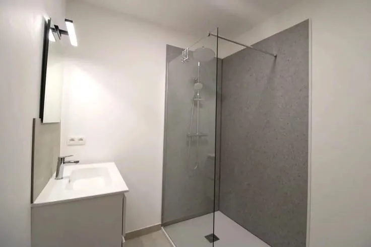 Vannitoad - Energy-Efficient Flat in Libramont-Chevigny