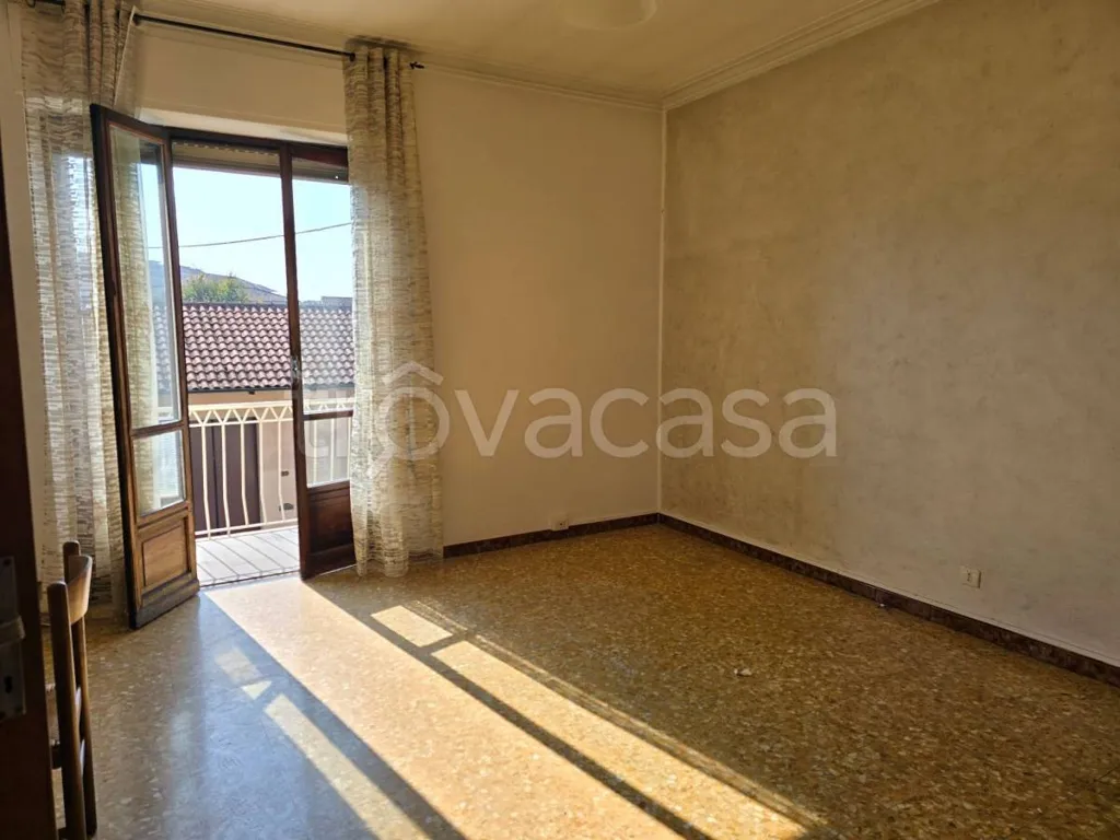 Stanze - Apartment with Private Garage in Volpiano