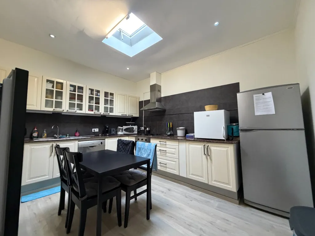 Cucina - Renovated Student Room in Shared House