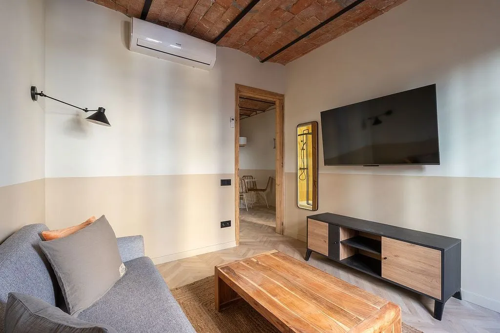 Elutuba - Modern Flat with Terrace in El Poble Sec