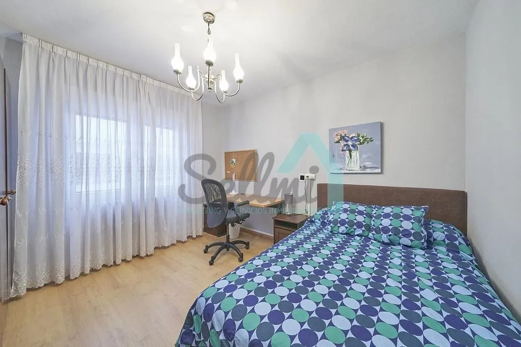 Camere da letto - Furnished Flat with Study Spaces in Oviedo