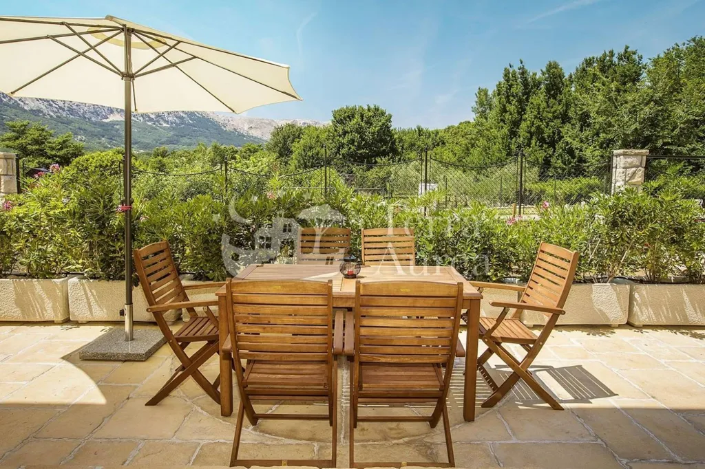 Terrazza - Villa with Pool and Apartments in Baška