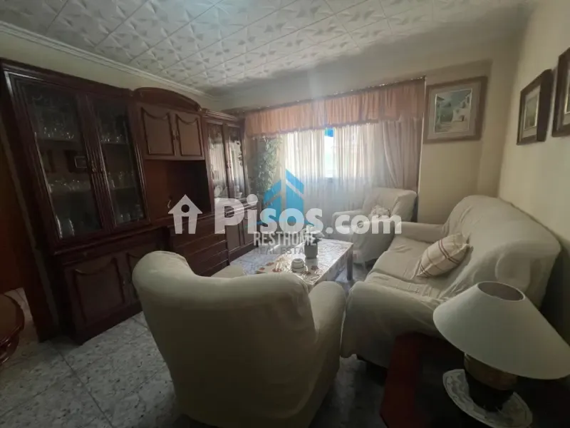 Elutuba - Bright Apartment with Balcony in Cullera