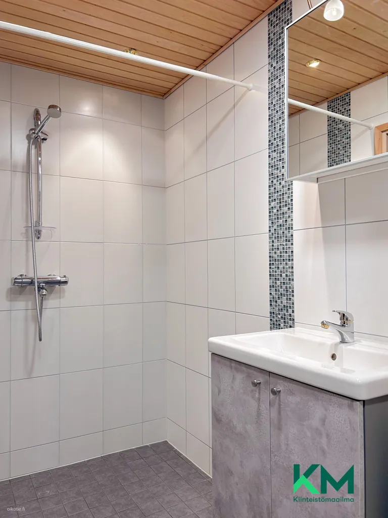 Salles de bain - Seafront Apartment with Sauna in Savonlinna