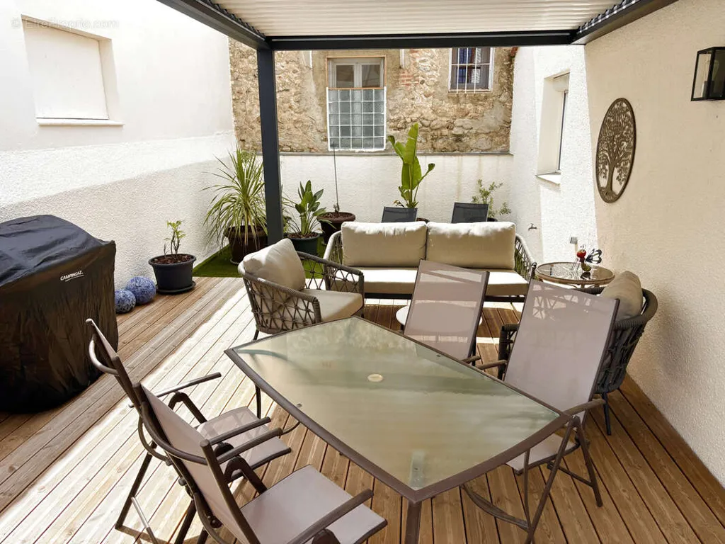 Terrass - Renovated Maison with Terraces near Perpignan