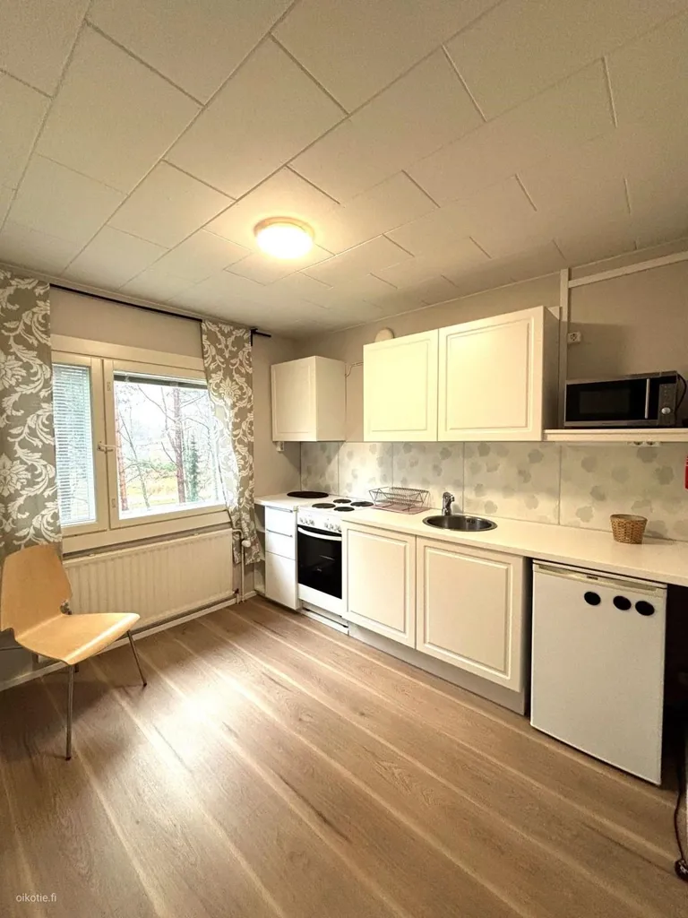 Köök - Spacious House with Sauna in Neuvottoma