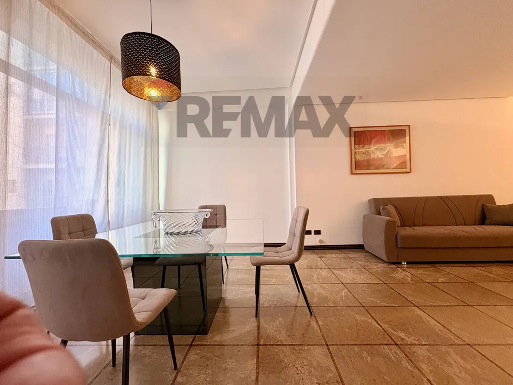 Elutuba - Four-Room Apartment in Bari Centre