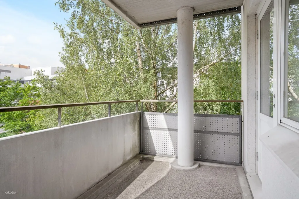 Balcone - Apartment with Sauna in Tikkurila, Vantaa