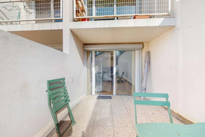 Private Room with Shared Facilities in Nanterre