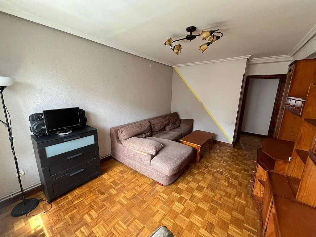 Soggiorno - 2-Bedroom Flat with Elevator in General Dávila