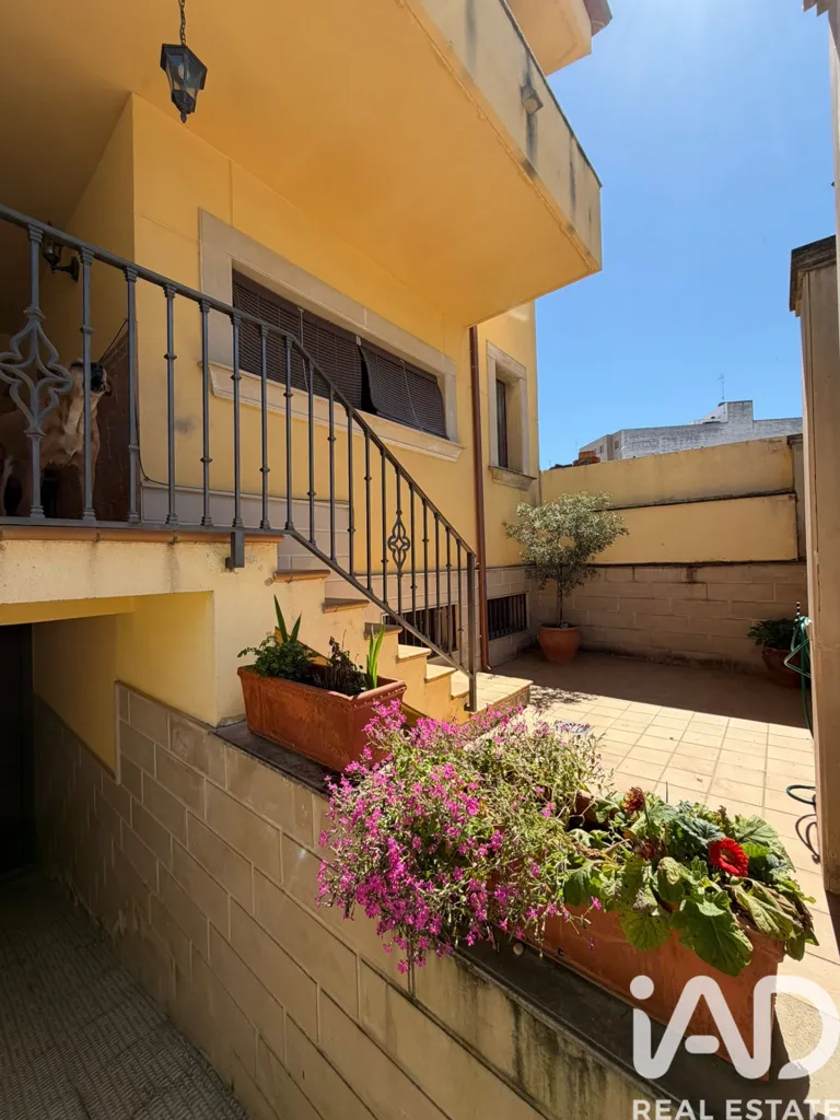 Terrass - Modern House with Terraces in Mengíbar