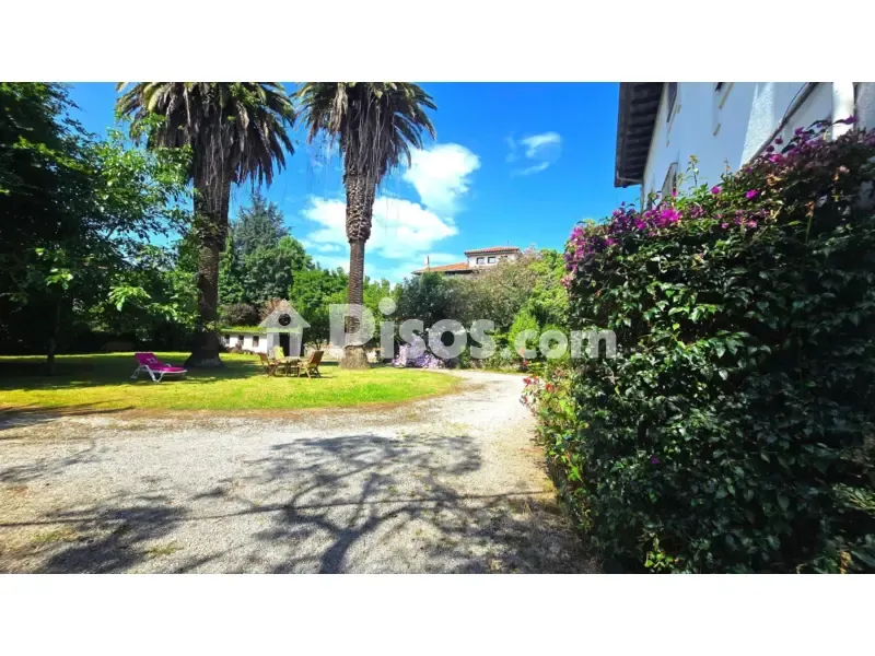 Exterior - Señorial House with Private Garden in Torrelavega