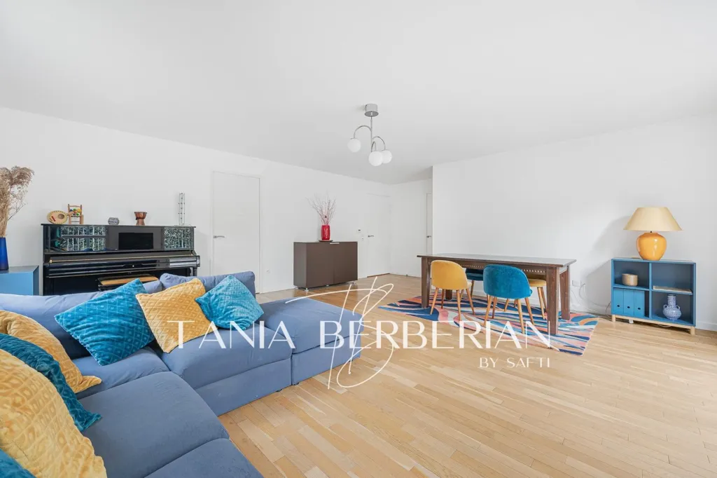 Soggiorno - Family Flat with South-Facing Terrace in Rue Blaise Pascal