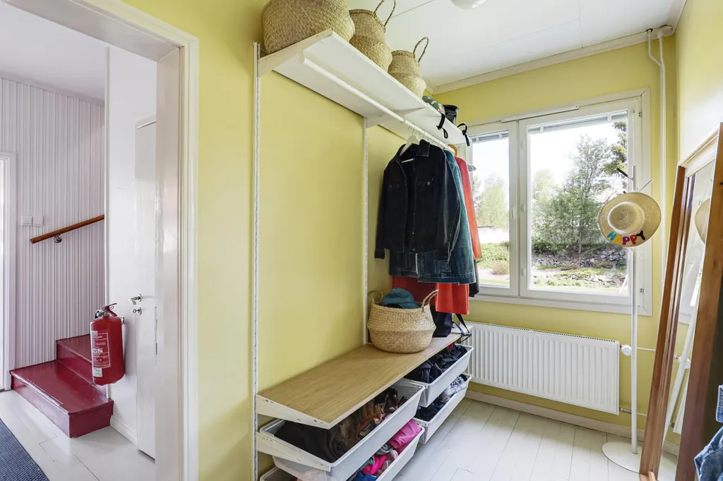 Entrée - Renovated Frontman House in Asevelikylä