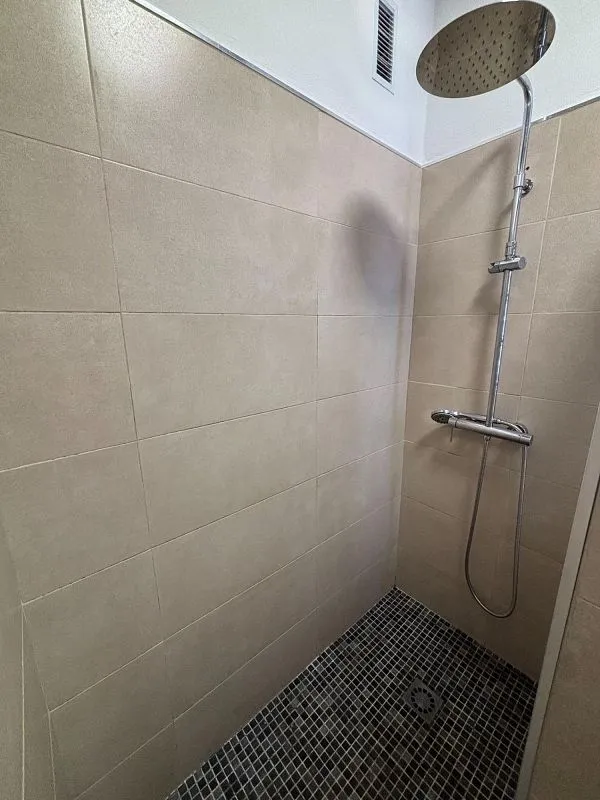 Bagni - Flats with Private Garage in Porto Cristo