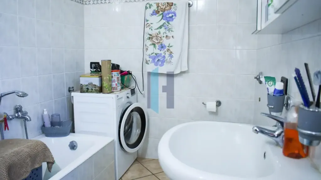 Salles de bain - Bright Bilocale with Terrace in Travagliato