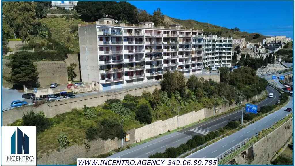 Extérieur - Apartment with Panoramic View in Messina
