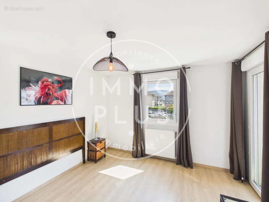 Bedrooms - Apartment with South-Facing Terrace in Cran-Gevrier