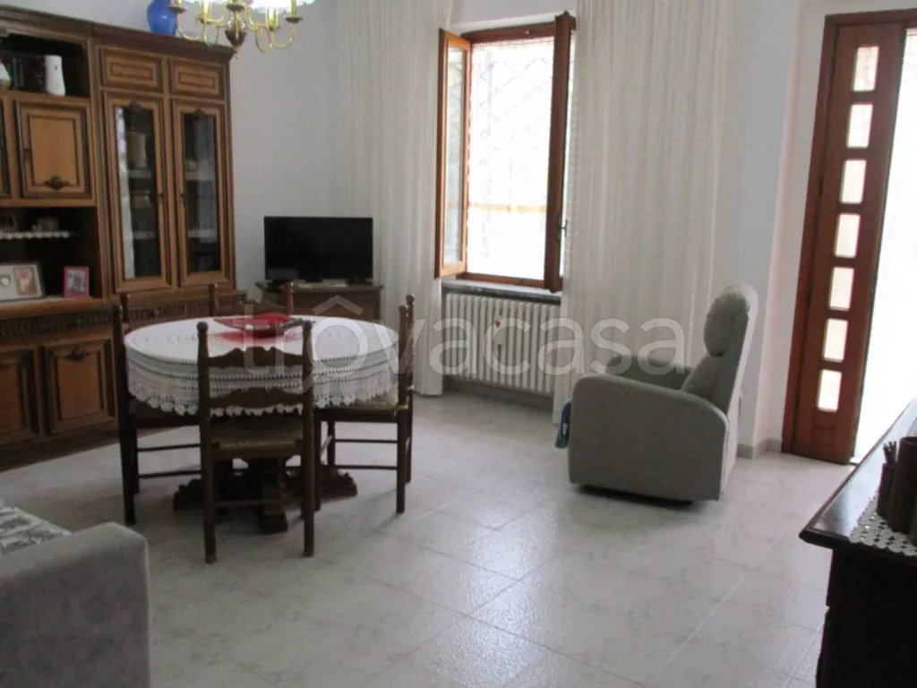 Salle à manger - Bifamiliar Villa with Private Garden in La Loggia