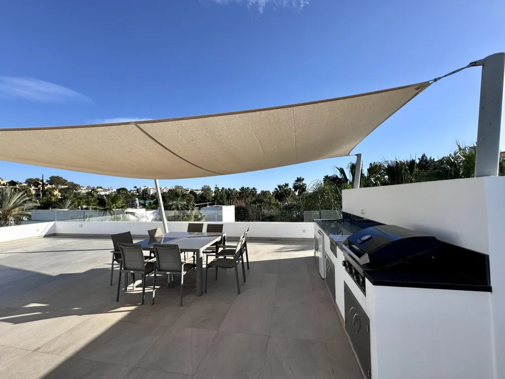 Terrasse - Luxury Villa with Pool in Estepona