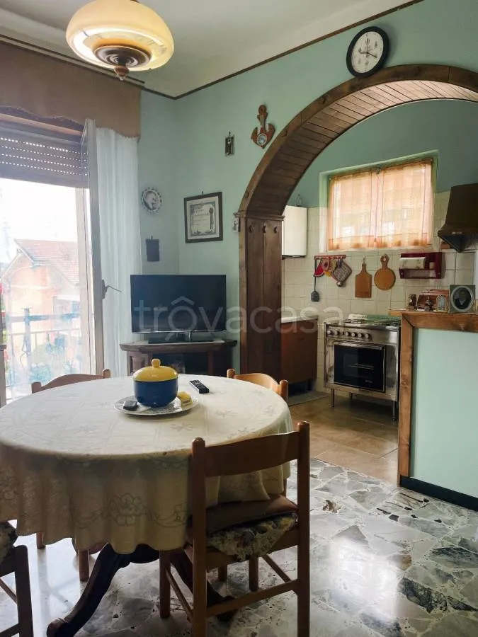 Salle à manger - Villa with Private Garden in Ceva