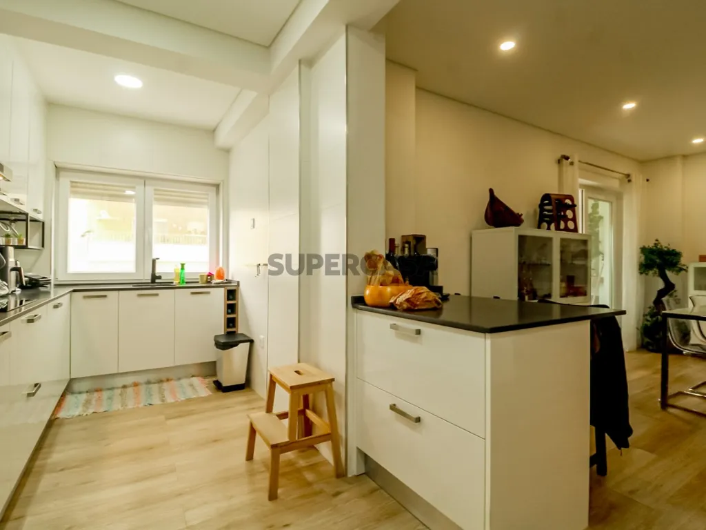 Cuisine - Apartment with Balcony in Cacilhas