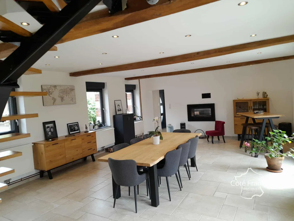 Salle à manger - Maison en Pierre avec Jardin à Avesnes-La Capelle