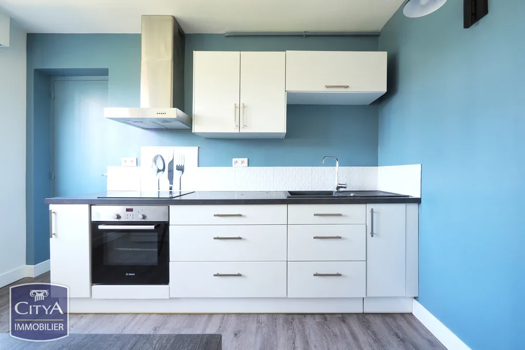 Köök - Renovated Flat with Balcony in Rue Albert 1er